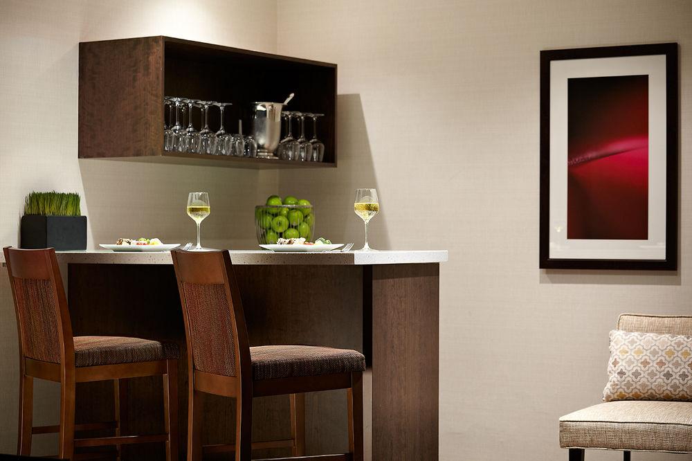 Delta Hotels By Marriott Ottawa City Centre Екстер'єр фото